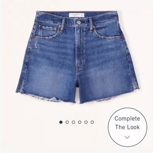 Abercrombie, the 4 inch mom short, high-rise in curve love